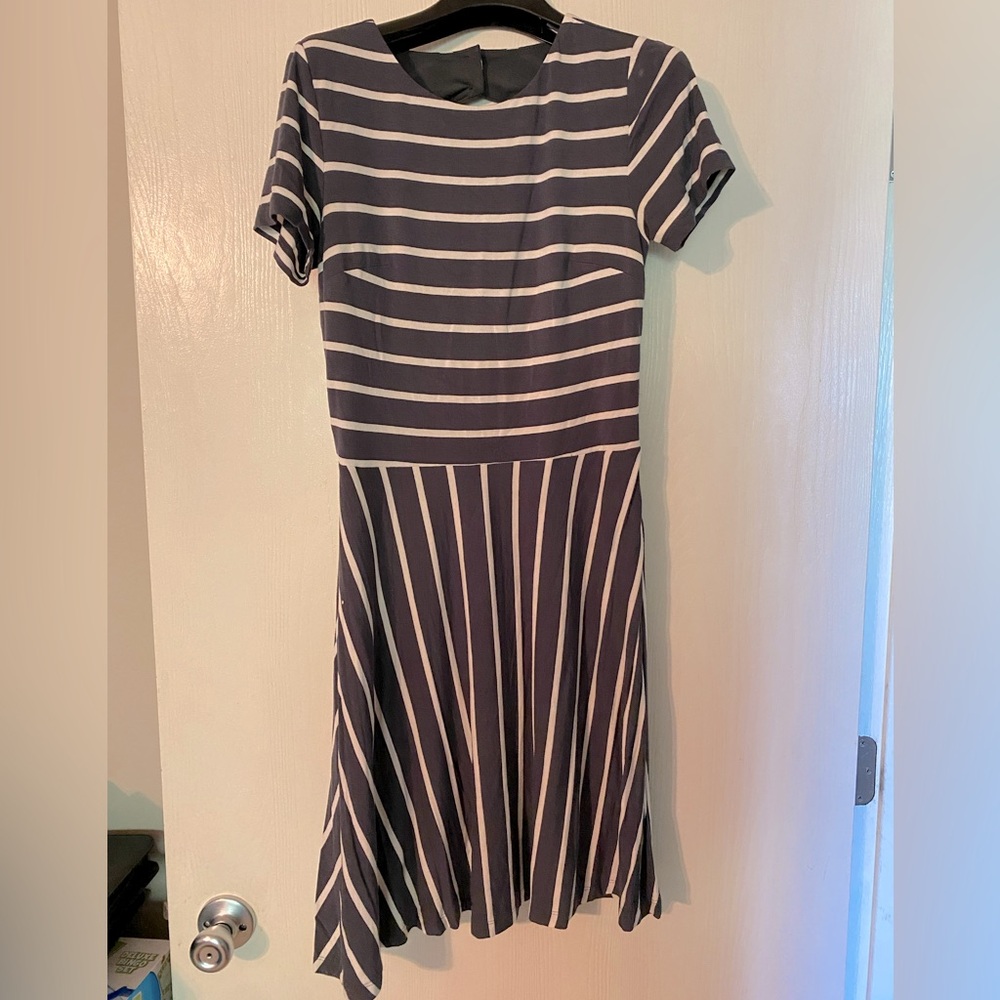 Old Navy Dress - Medium